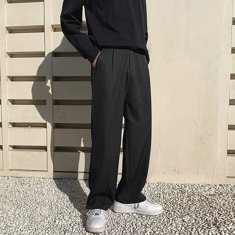 Baggy pleated trousers