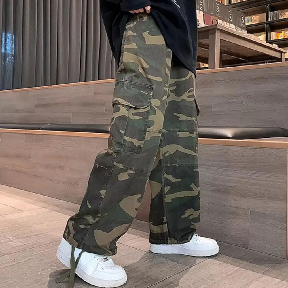 Baggy cargo camo