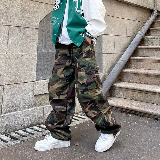 Baggy military cargo pants