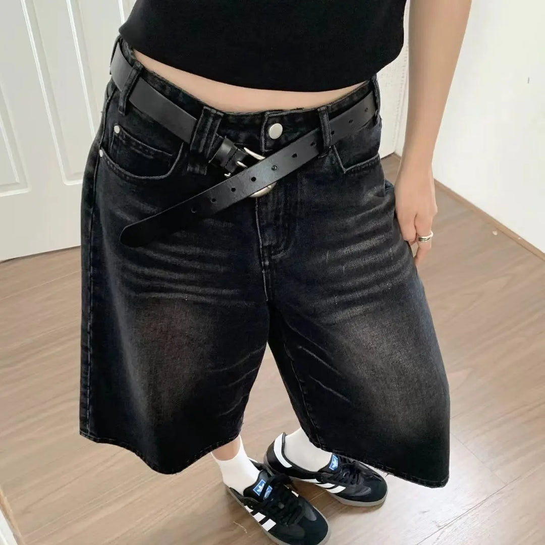 Baggy black jorts