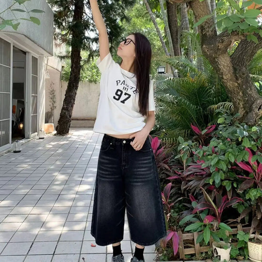 Baggy black jorts