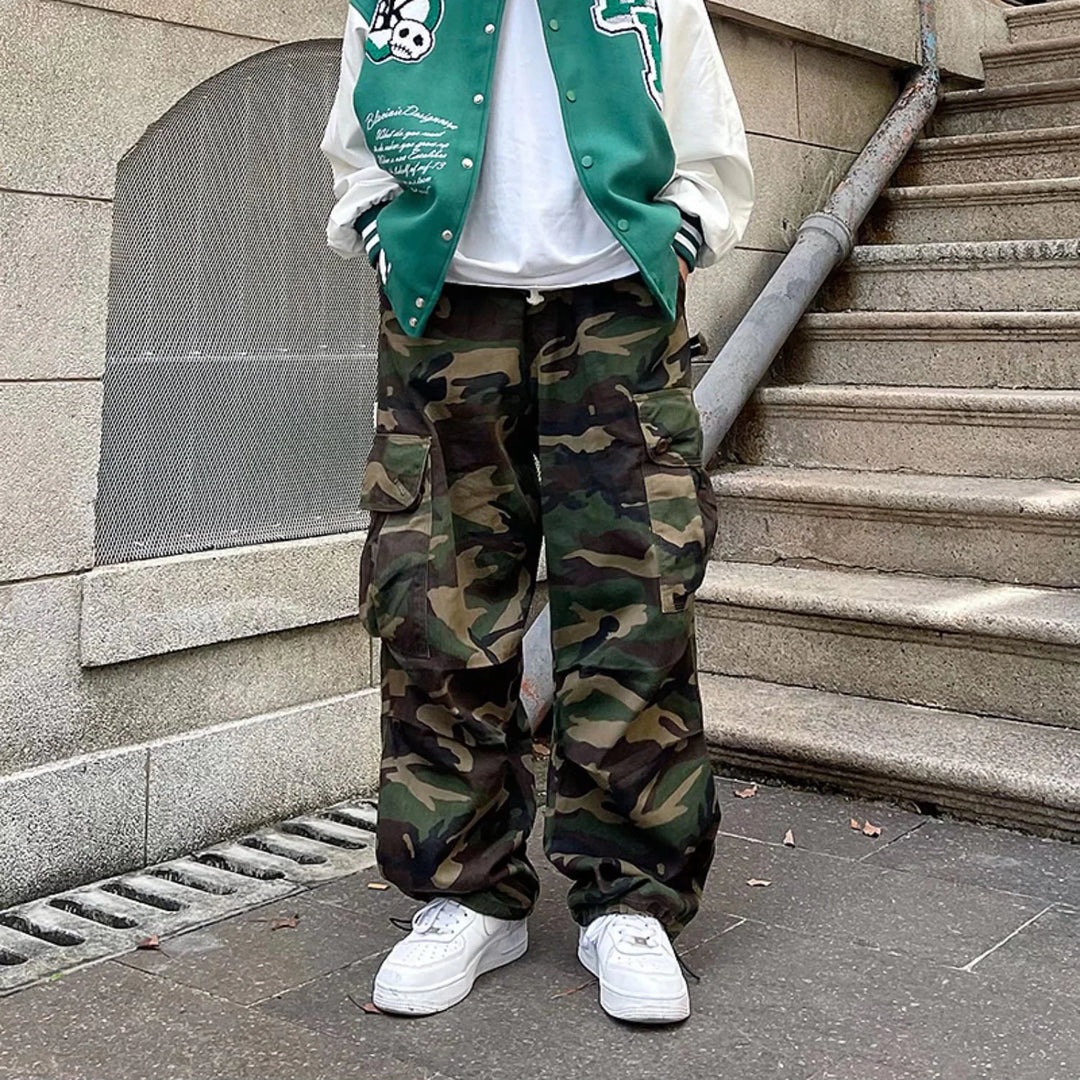 Baggy military cargo pants