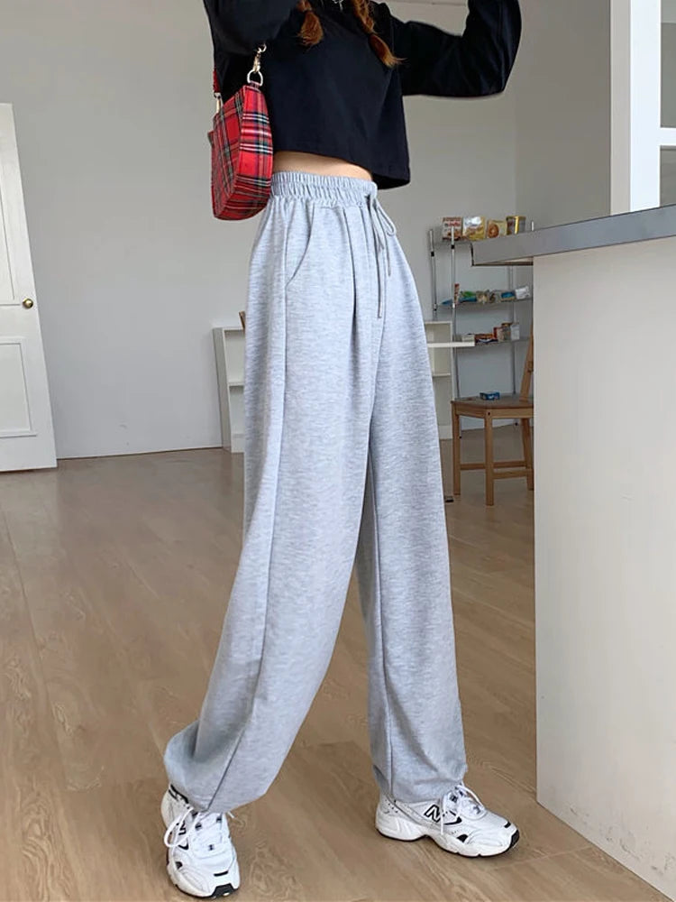 Baggy sweatpants