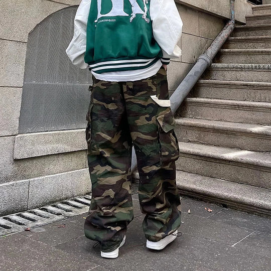 Baggy military cargo pants